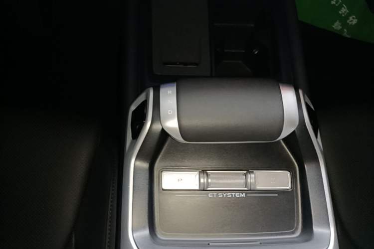 Used Deepal G318 2024 Four-Wheel Drive Comfort Edition Gear Lever