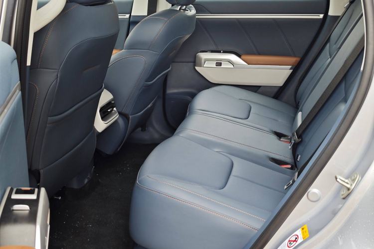 Used Deepal G318 2024 Four-Wheel-Drive Air Suspension Model Interior 3