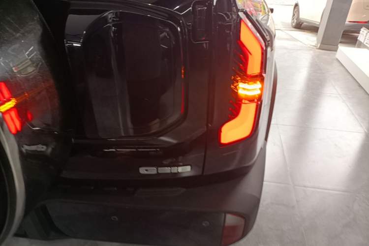 Used Deepal G318 2024 Four-Wheel Drive Comfort Edition Right Rear Taillight