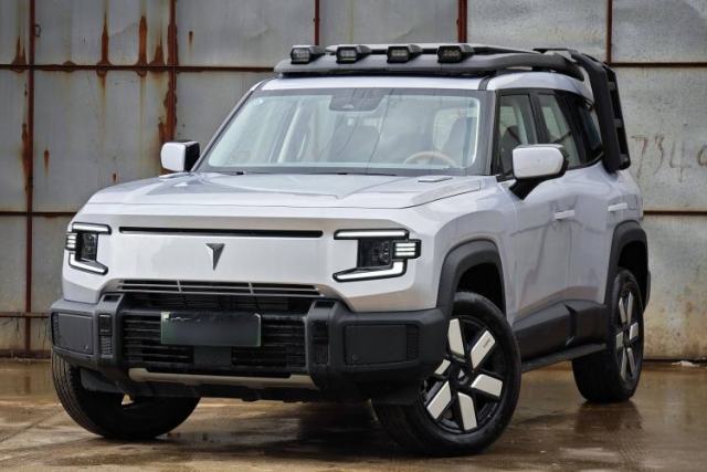 Used Deepal G318 2024 Four-Wheel-Drive Air Suspension Model