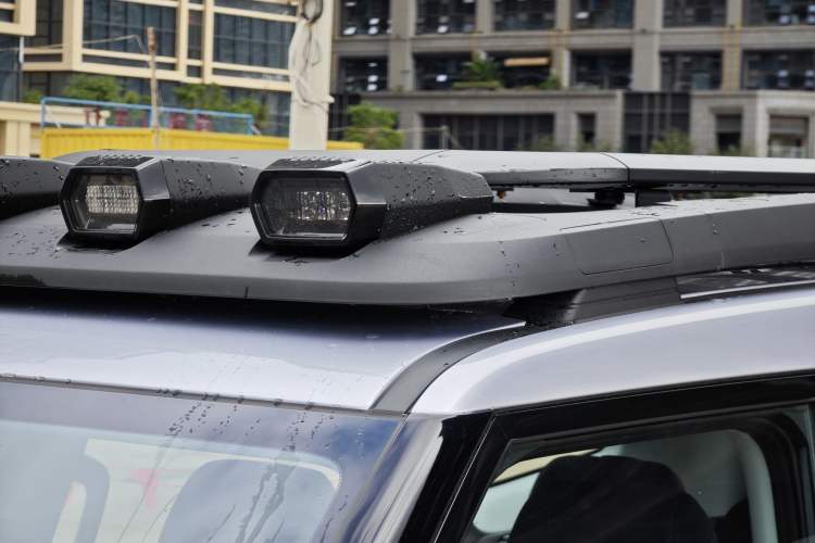 Used Deepal G318 2024 Four-Wheel-Drive Air Suspension Model Roof