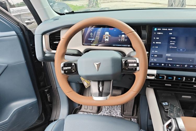 Used Deepal G318 2024 Two-Wheel Drive Air Suspension Version Steering Wheel