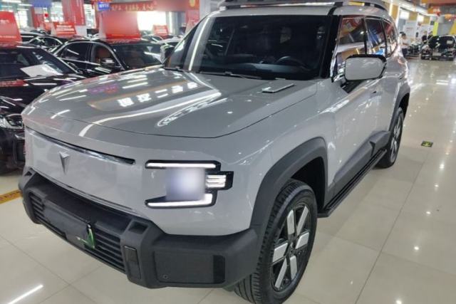 Used Deepal G318 2024 Four-Wheel-Drive Air Suspension Model