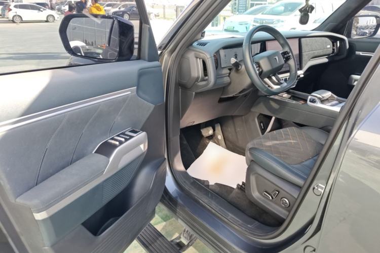 Used Deepal G318 2024 Four-Wheel-Drive Air Suspension Model Driver Seat
