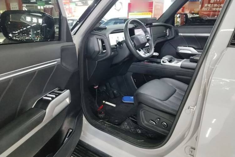 Used Deepal G318 2024 Four-Wheel-Drive Air Suspension Model Driver Seat