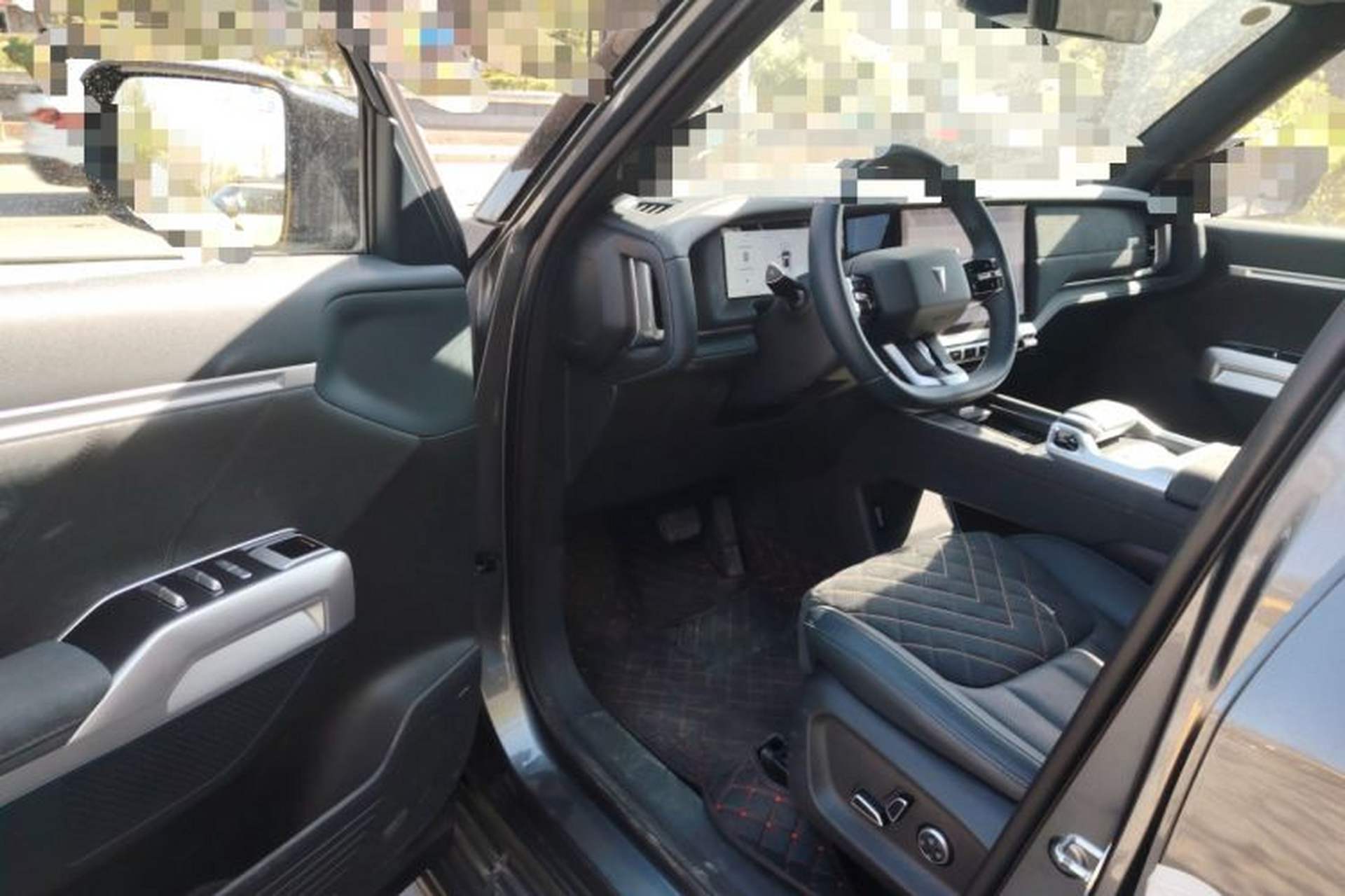 Used Deepal G318 2024 Four-Wheel-Drive Air Suspension Model Driver Seat