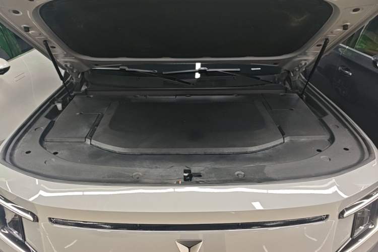 Used Deepal G318 2024 Four-Wheel Drive Comfort Edition Engine Bay