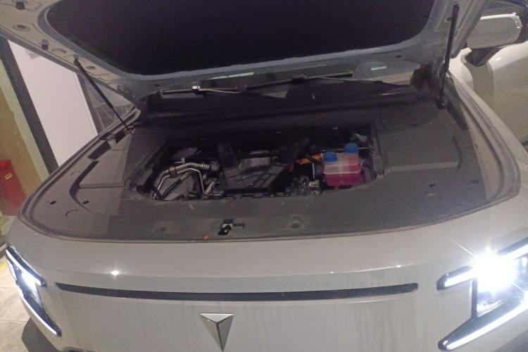 Used Deepal G318 2024 Two-Wheel Drive Air Suspension Version Engine Bay
