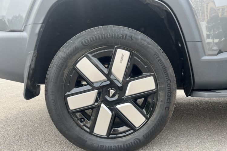 Used Deepal G318 2024 Four-Wheel-Drive Air Suspension Model Exterior 10