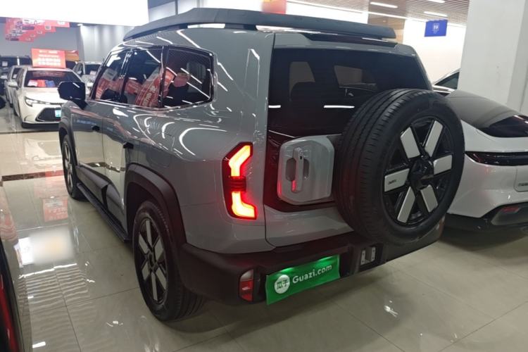 Used Deepal G318 2024 Four-Wheel-Drive Air Suspension Model Exterior 2