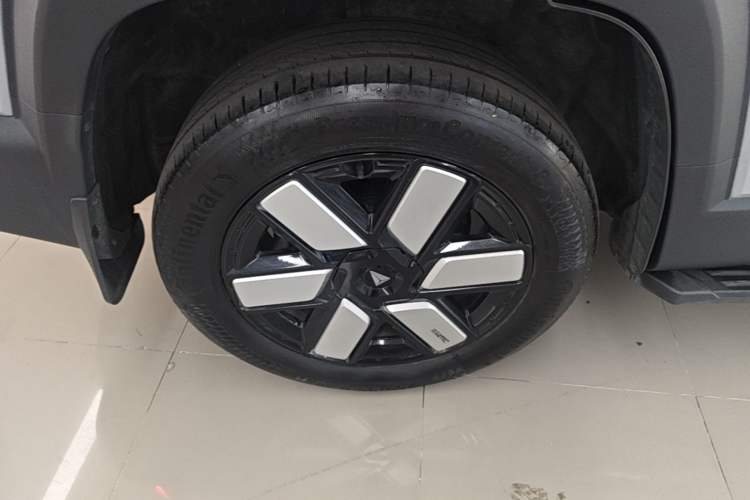 Used Deepal G318 2024 Four-Wheel-Drive Air Suspension Model Exterior 5
