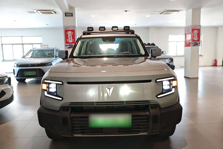 Used Deepal G318 2024 Four-Wheel-Drive Air Suspension Model Front