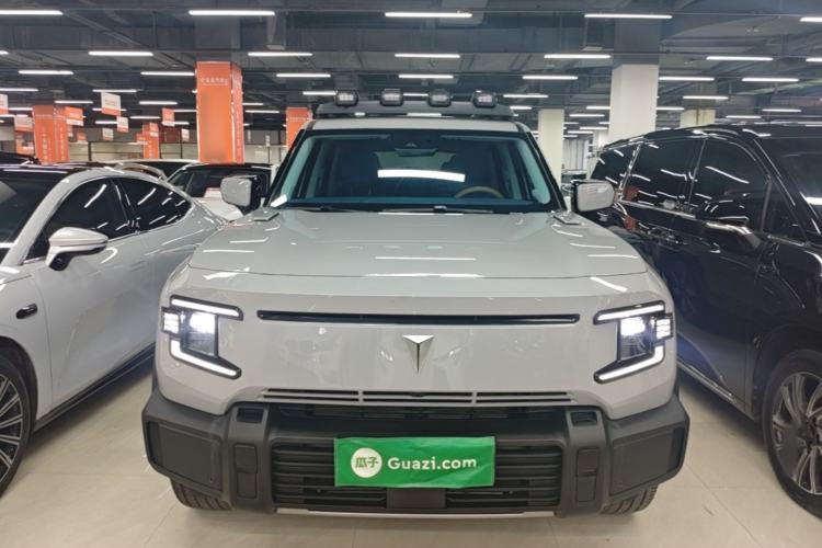 Used Deepal G318 2024 Four-Wheel-Drive Air Suspension Model Front