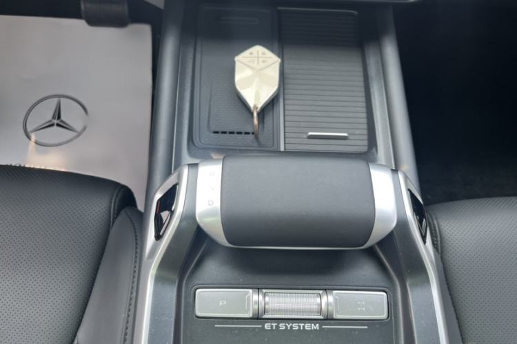 Used Deepal G318 2024 Four-Wheel-Drive Air Suspension Model Gear Lever