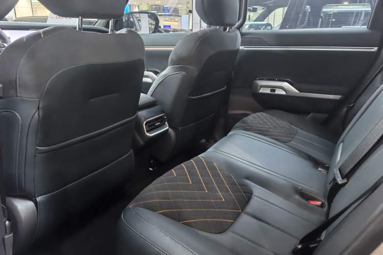 Used Deepal G318 2024 Four-Wheel-Drive Air Suspension Model Interior 4
