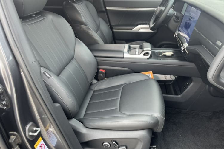Used Deepal G318 2024 Four-Wheel-Drive Air Suspension Model Interior 5