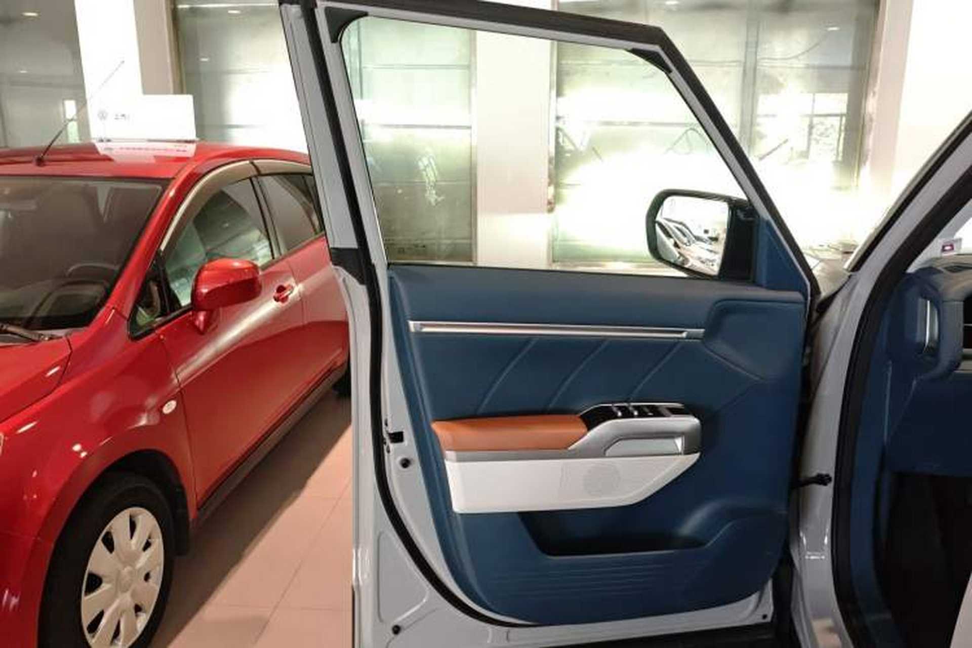 Used Deepal G318 2024 Four-Wheel-Drive Air Suspension Model Left Front Door Interior