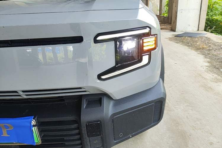 Used Deepal G318 2024 Four-Wheel Drive Comfort Edition Left Front Headlight