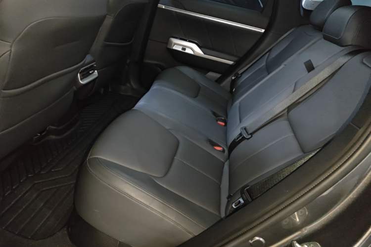 Used Deepal G318 2024 Two-Wheel Drive Comfort Edition Left Rear Seat