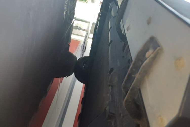Used Deepal G318 2024 Four-Wheel-Drive Air Suspension Model Left Side Sill