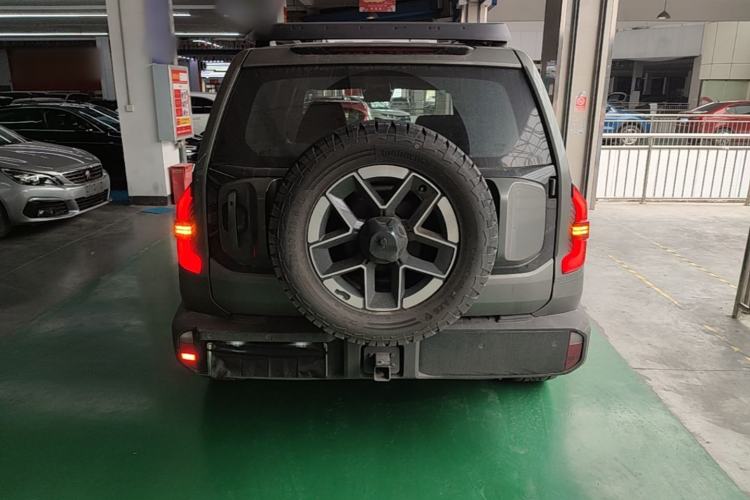 Used Deepal G318 2024 Four-Wheel-Drive Air Suspension Model Rear