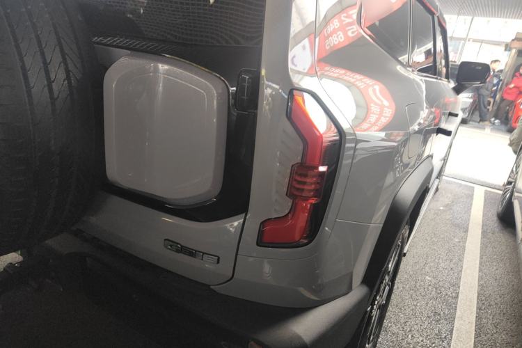Used Deepal G318 2024 Four-Wheel-Drive Air Suspension Model Right Rear Taillight