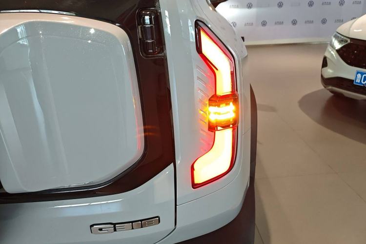 Used Deepal G318 2024 Four-Wheel-Drive Air Suspension Model Right Rear Taillight