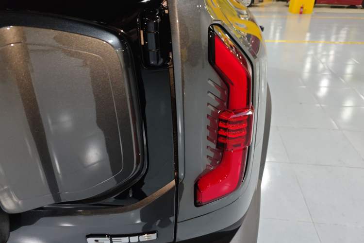 Used Deepal G318 2024 Two-Wheel Drive Comfort Edition Right Rear Taillight