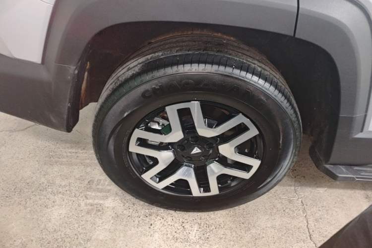 Used Deepal G318 2024 Four-Wheel Drive Comfort Edition Right Rear Wheel Hub