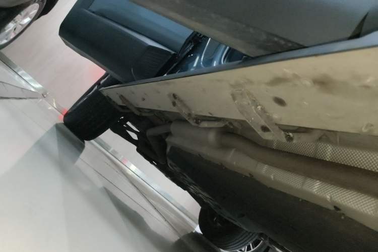 Used Deepal G318 2024 Four-Wheel Drive Comfort Edition Right Side Sill