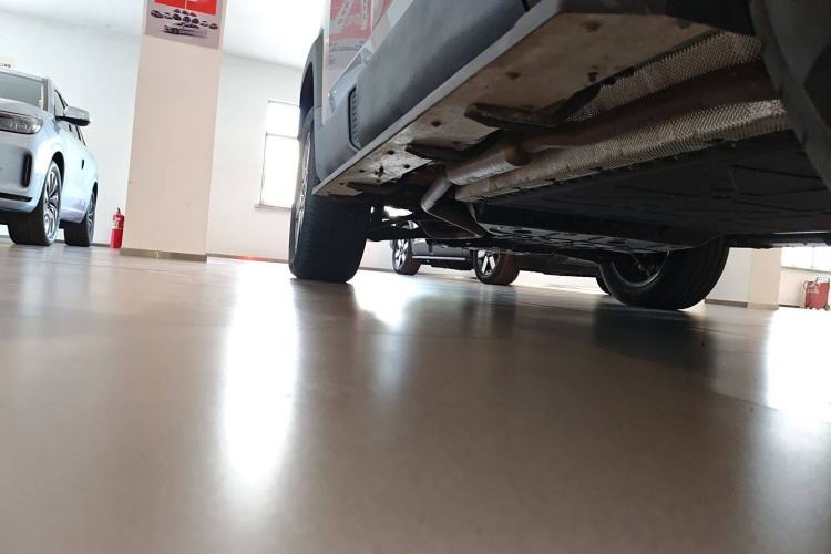 Used Deepal G318 2024 Four-Wheel-Drive Air Suspension Model Right Side Sill