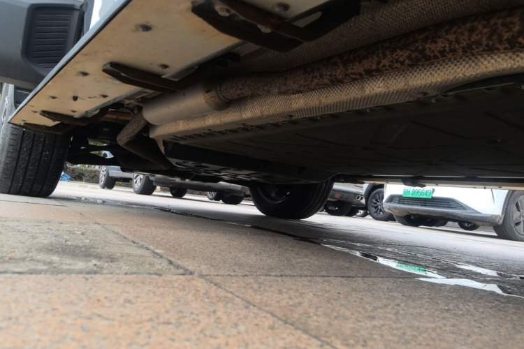 Used Deepal G318 2024 Four-Wheel-Drive Air Suspension Model Right Side Sill