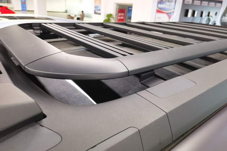 Used Deepal G318 2024 Four-Wheel-Drive Air Suspension Model Roof