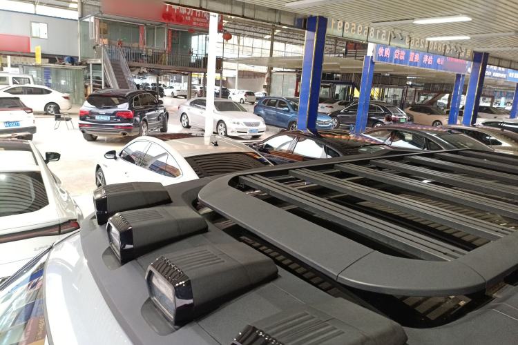 Used Deepal G318 2024 Four-Wheel-Drive Air Suspension Model Roof