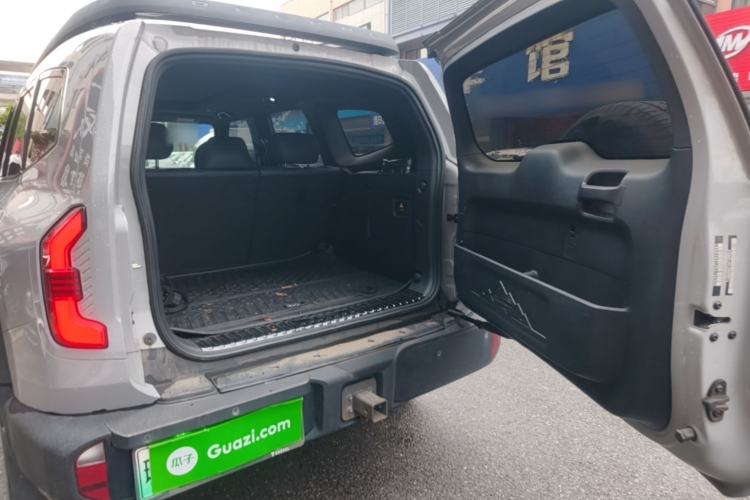 Used Deepal G318 2024 Four-Wheel-Drive Air Suspension Model Trunk