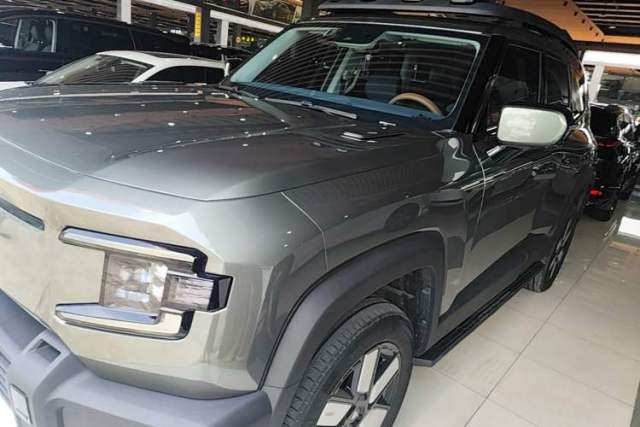 Used Deepal G318 2024 Four-Wheel-Drive Air Suspension Model