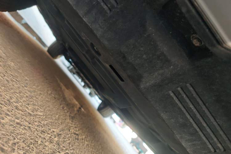 Used Deepal G318 2024 Four-Wheel-Drive Air Suspension Model Chassis Front