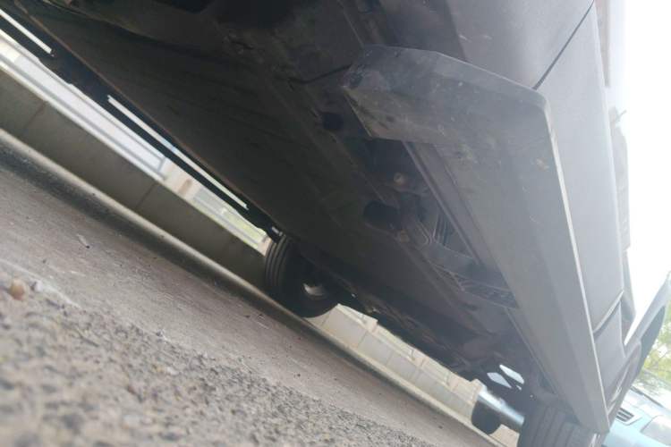 Used Deepal G318 2024 Four-Wheel Drive Comfort Edition Chassis Front Left