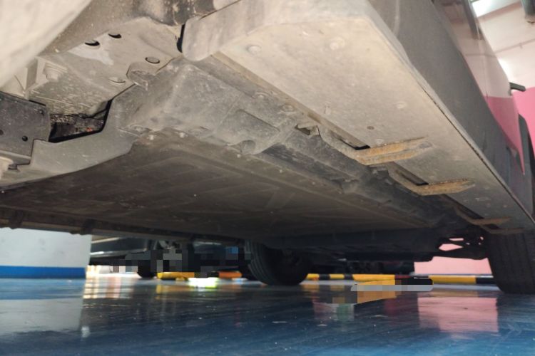 Used Deepal G318 2024 Two-Wheel Drive Air Suspension Version Chassis Front Left