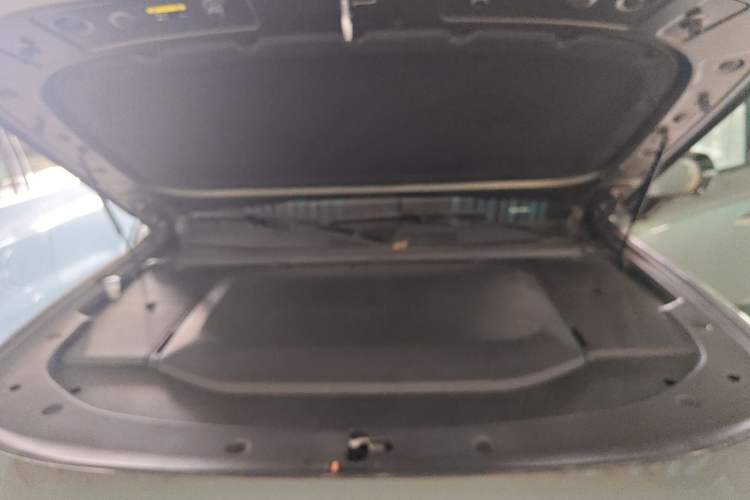 Used Deepal G318 2024 Two-Wheel Drive Air Suspension Version Engine Bay