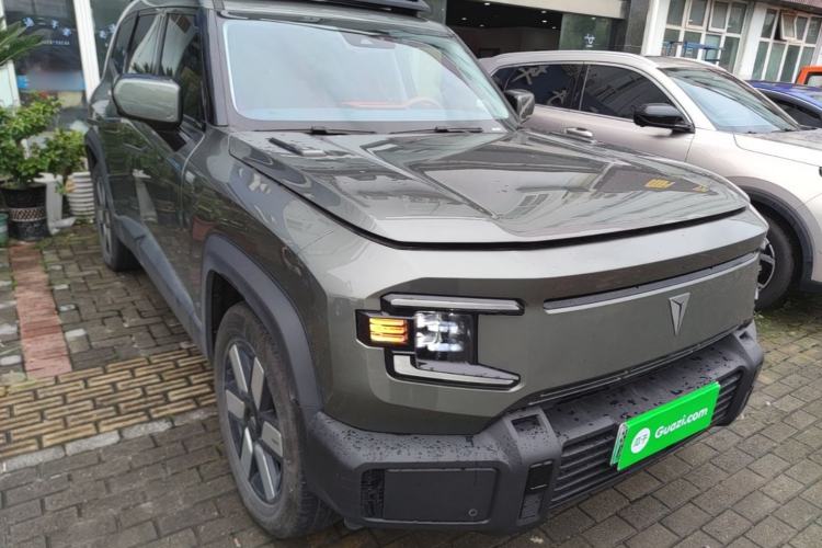 Used Deepal G318 2024 Four-Wheel-Drive Air Suspension Model Exterior 1