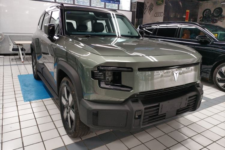 Used Deepal G318 2024 Two-Wheel Drive Air Suspension Version Exterior 1