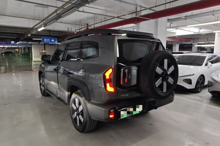 Used Deepal G318 2024 Four-Wheel-Drive Air Suspension Model Exterior 2