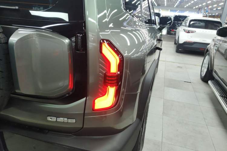 Used Deepal G318 2024 Four-Wheel-Drive Air Suspension Model Exterior 3