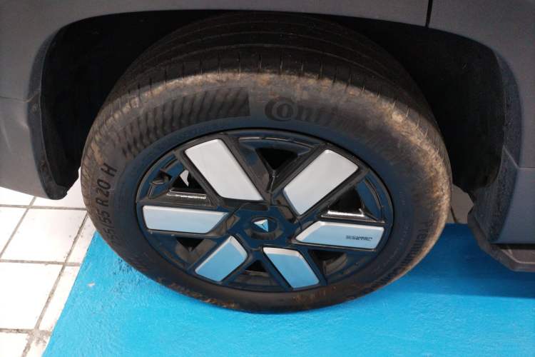 Used Deepal G318 2024 Two-Wheel Drive Air Suspension Version Exterior 4