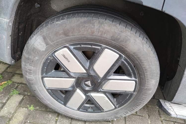 Used Deepal G318 2024 Four-Wheel-Drive Air Suspension Model Exterior 5