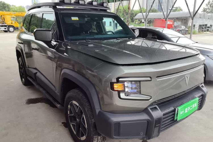 Used Deepal G318 2024 Four-Wheel-Drive Air Suspension Model Front Right 45 Deg