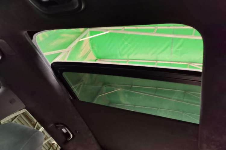 Used Deepal G318 2024 Four-Wheel-Drive Air Suspension Model Headliner