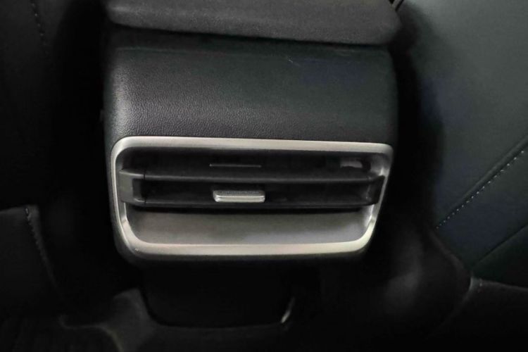 Used Deepal G318 2024 Two-Wheel Drive Air Suspension Version Interior 1