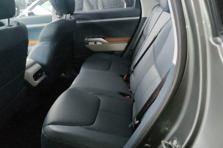 Used Deepal G318 2024 Four-Wheel Drive Comfort Edition Left Rear Seat